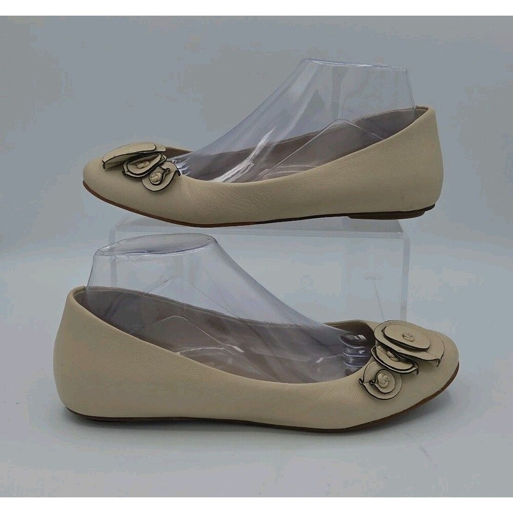 Cole Haan Flats Loafers Comfort Shoe Nude Floral Decor Leather Women's Size 8